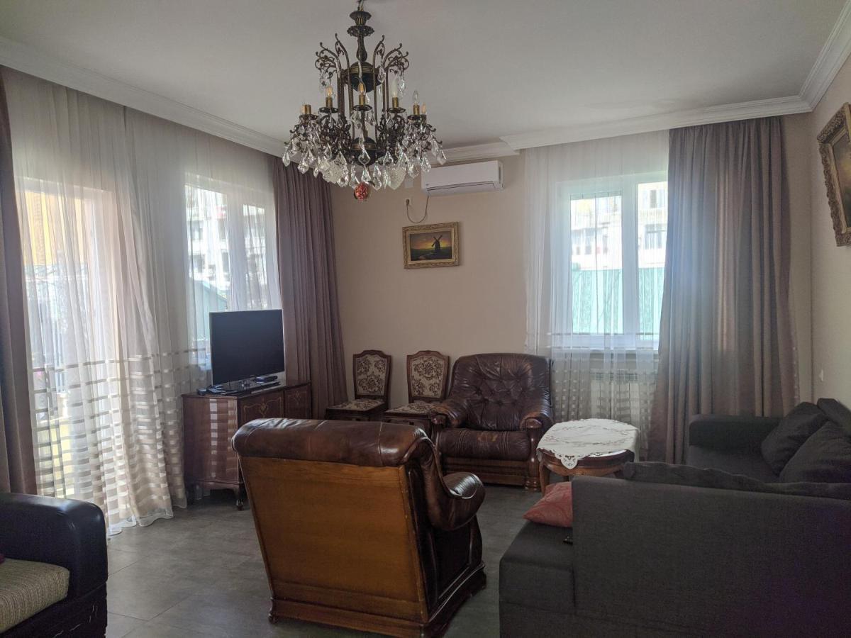 Guest House Kldiashvili 바투미 외부 사진