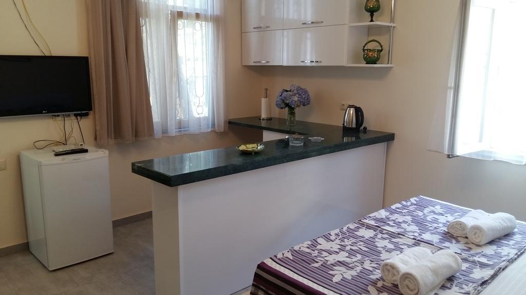 Guest House Kldiashvili 바투미 외부 사진