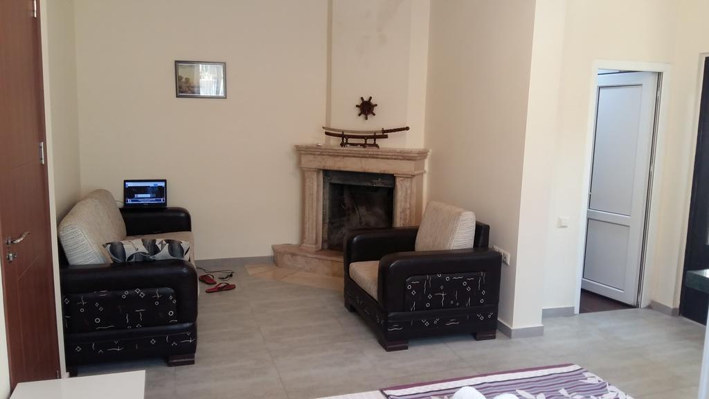 Guest House Kldiashvili 바투미 외부 사진