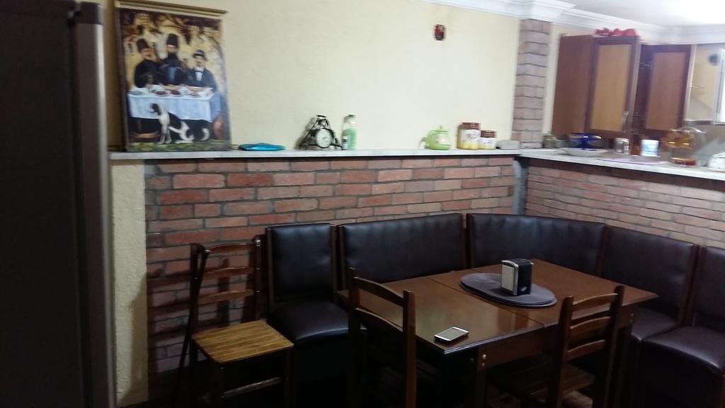 Guest House Kldiashvili 바투미 외부 사진